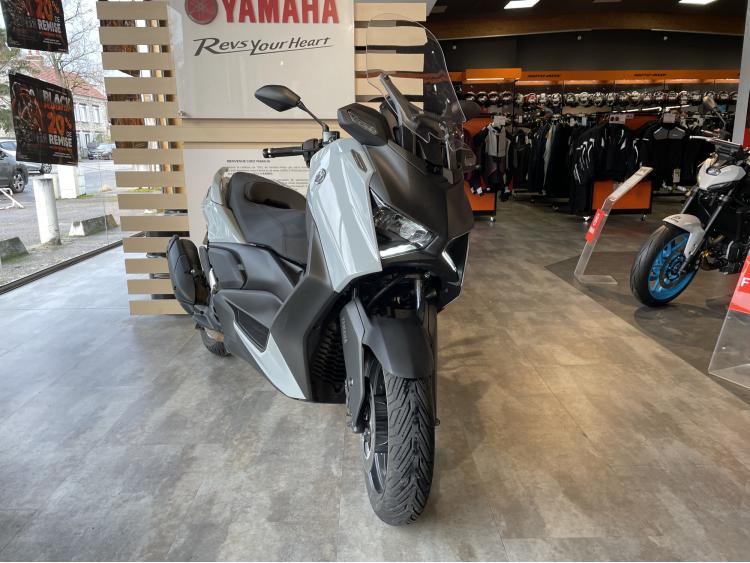 YAMAHA XMAX 125 TECH MAX