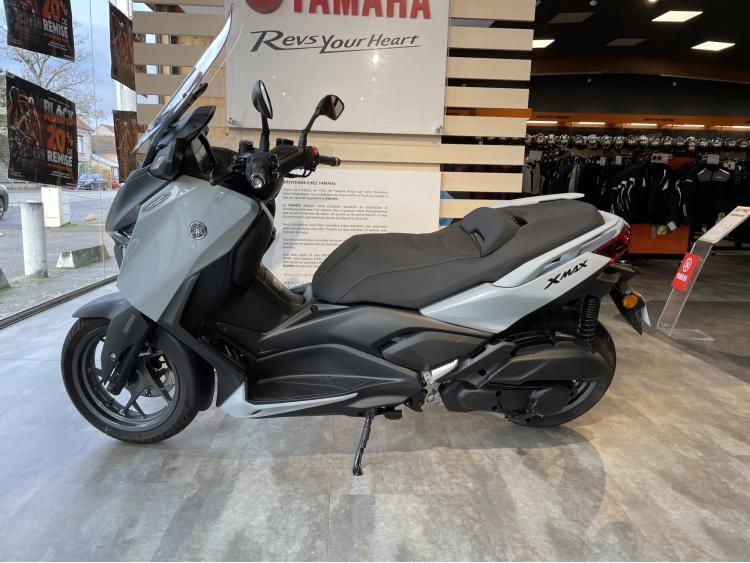 YAMAHA XMAX 125 TECH MAX